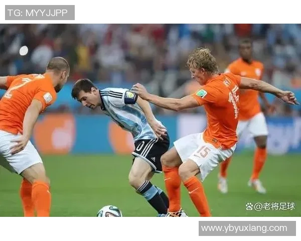 足球明星的射门距离究竟有多远揭秘他们的惊人力量与技巧